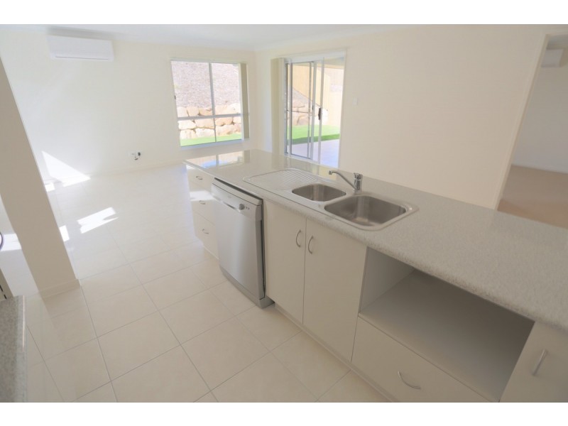 73 Cocoanut Point Drive, Zilzie QLD 4710