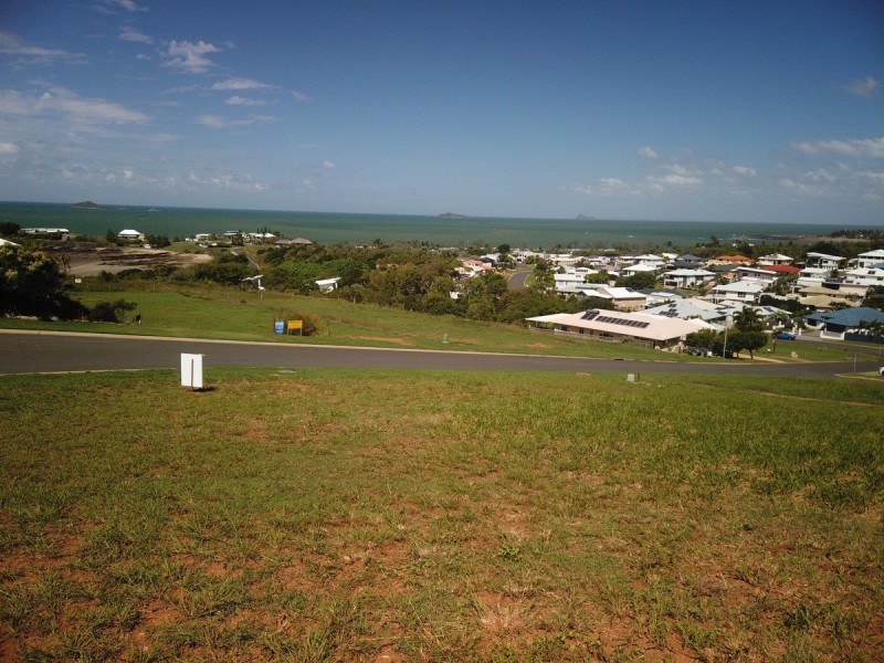 1 Livistonia Crescent, Emu Park QLD 4710