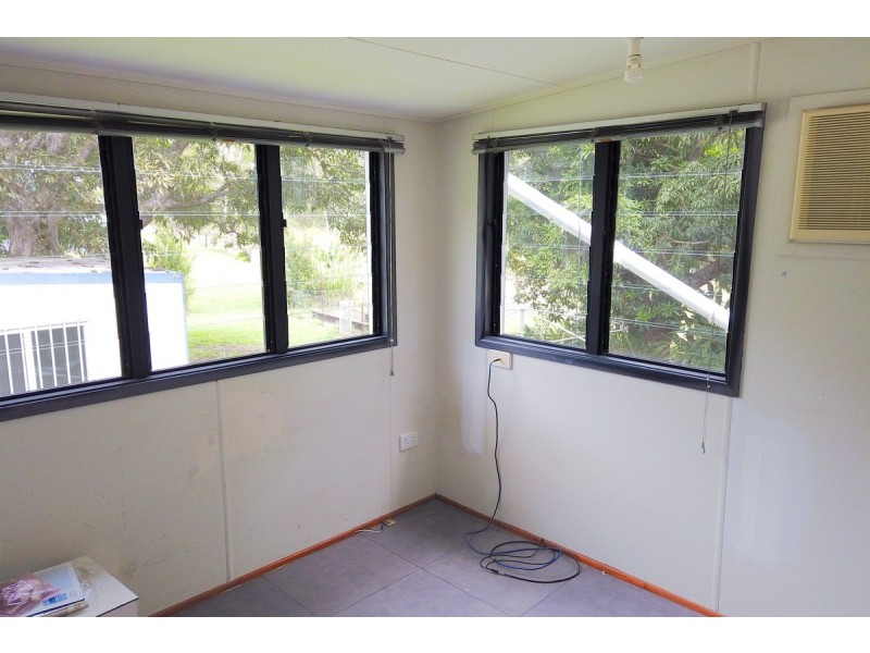 10 Harold Road, Mount Chalmers QLD 4702