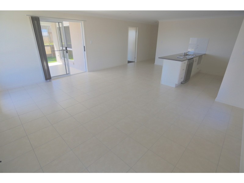 7 Ocean View Drive, Zilzie QLD 4710