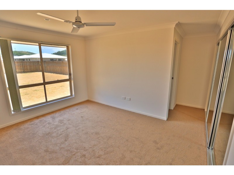 11 Beachside Circuit, Mulambin QLD 4703