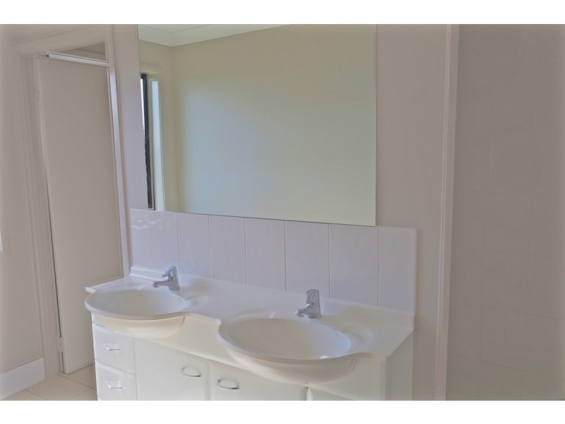 59 Monaco Drive, Zilzie QLD 4710