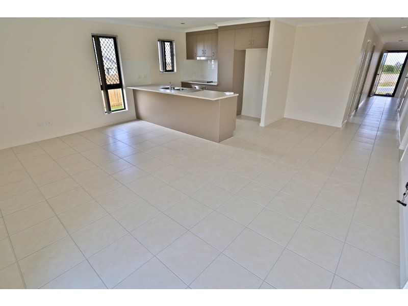 42 Timbers Beach Road, Zilzie QLD 4710