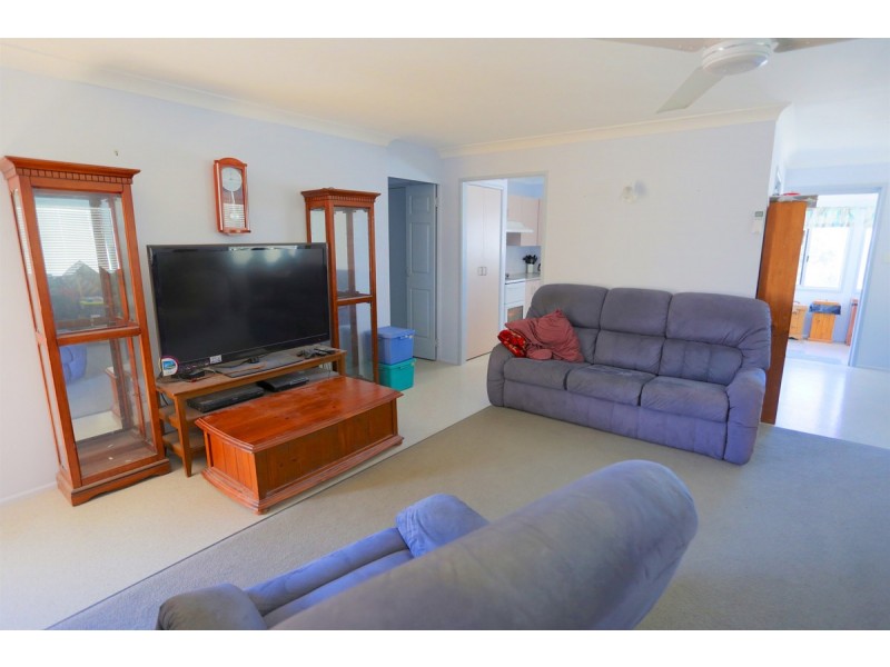 11 Evelyn Street, Zilzie QLD 4710