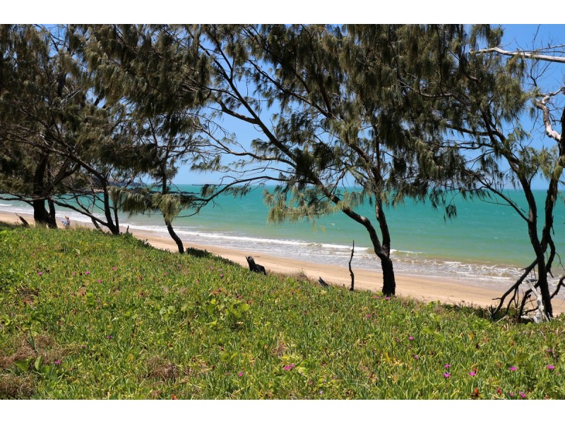 11 Evelyn Street, Zilzie QLD 4710