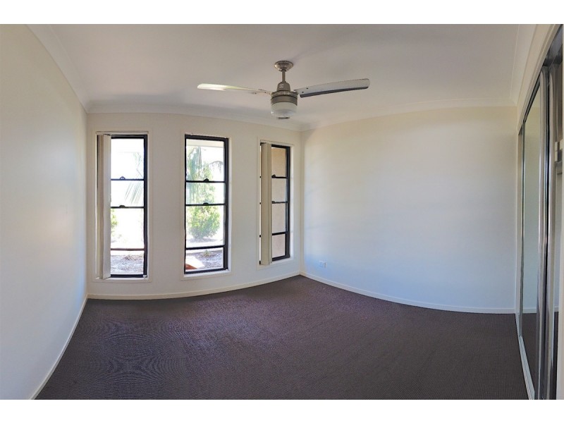 25 Falcon Crest, Zilzie QLD 4710