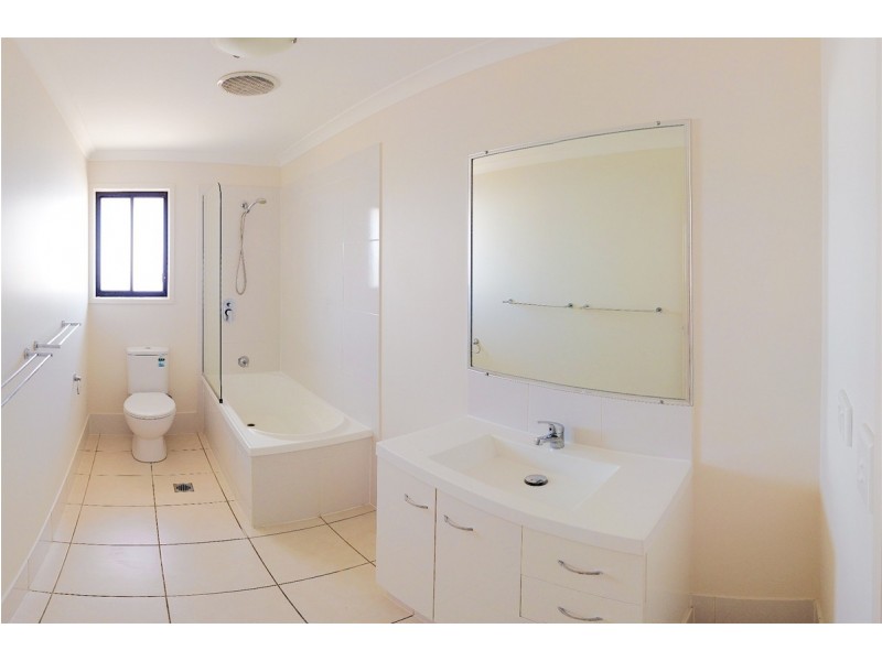 25 Falcon Crest, Zilzie QLD 4710