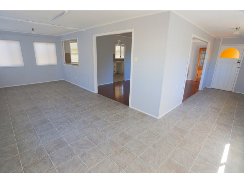 34 Evelyn Street, Emu Park QLD 4710