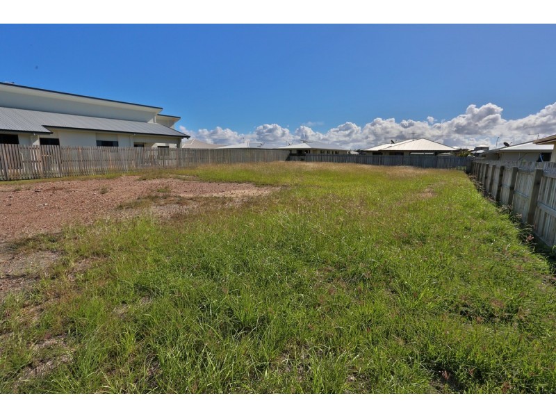 12 New Forest Road, Zilzie QLD 4710