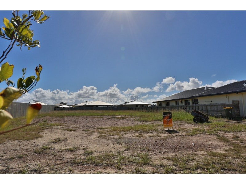 12 New Forest Road, Zilzie QLD 4710