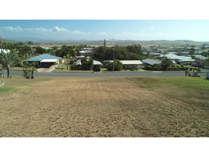 17 Larnach Street, Emu Park QLD 4710