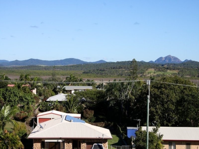 17 Larnach Street, Emu Park QLD 4710