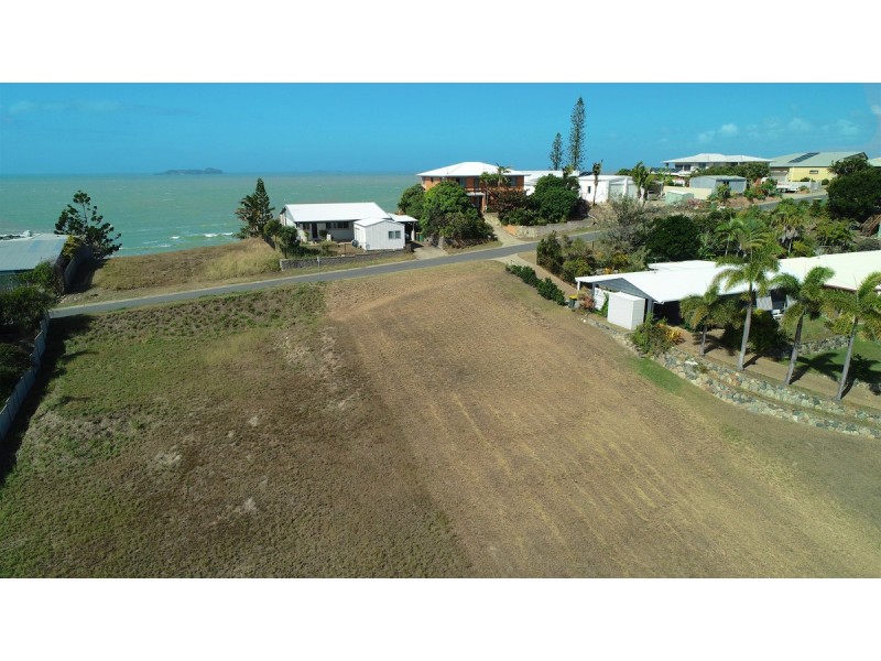 17 Larnach Street, Emu Park QLD 4710