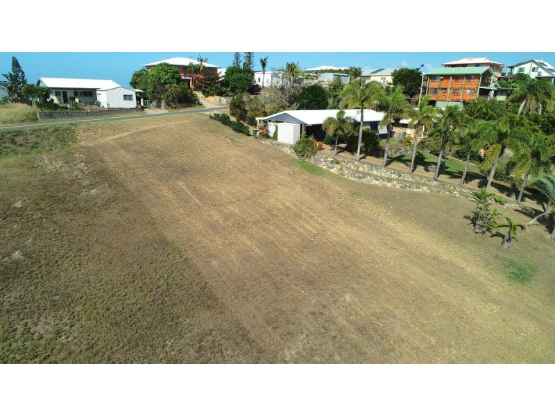 17 Larnach Street, Emu Park QLD 4710