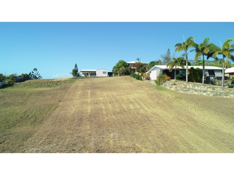 17 Larnach Street, Emu Park QLD 4710