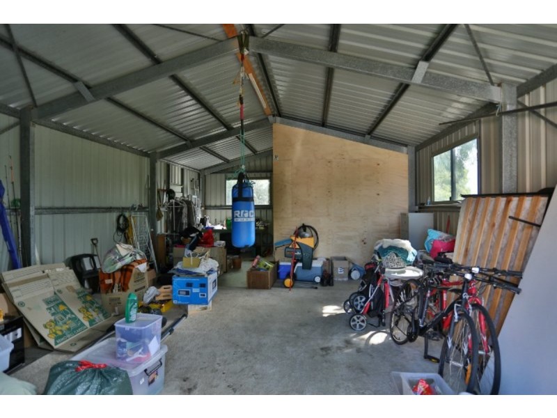 15 Reef Street, Zilzie QLD 4710