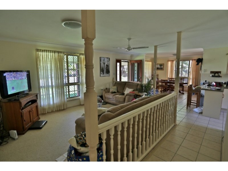 15 Reef Street, Zilzie QLD 4710