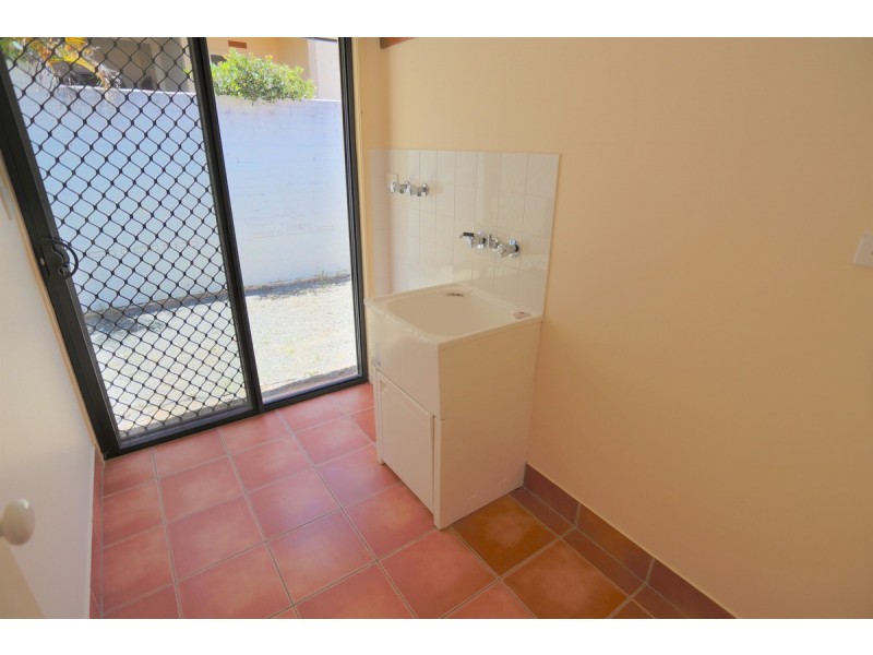 4 Monaco Drive, Zilzie QLD 4710