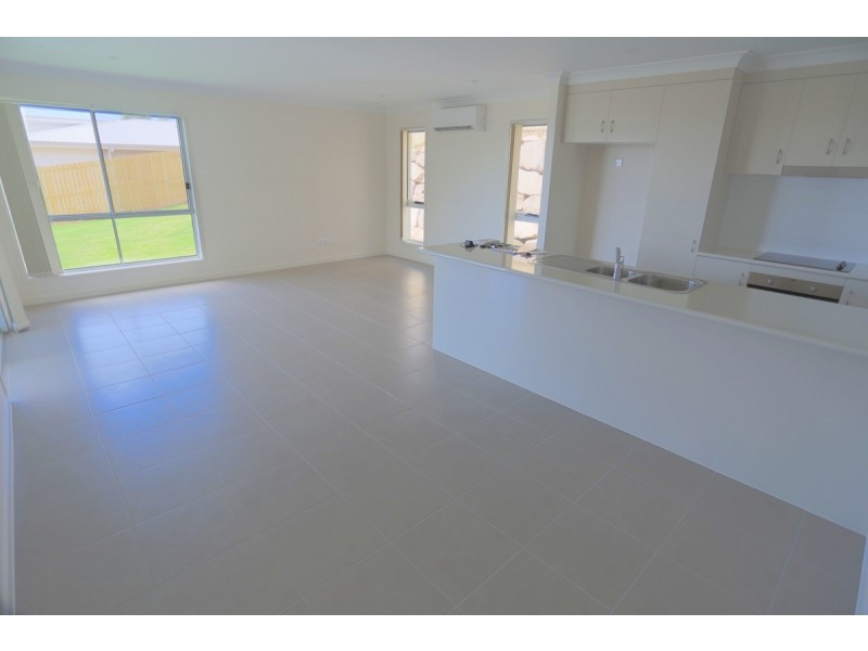 1 Barclay Avenue, Zilzie QLD 4710