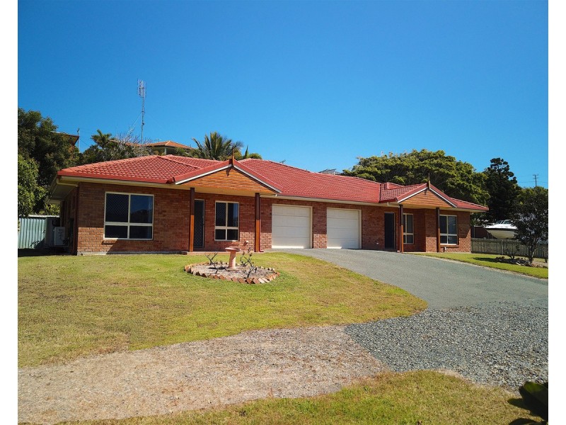 98-100 Pattison Stre Pattison Street, Emu Park QLD 4710