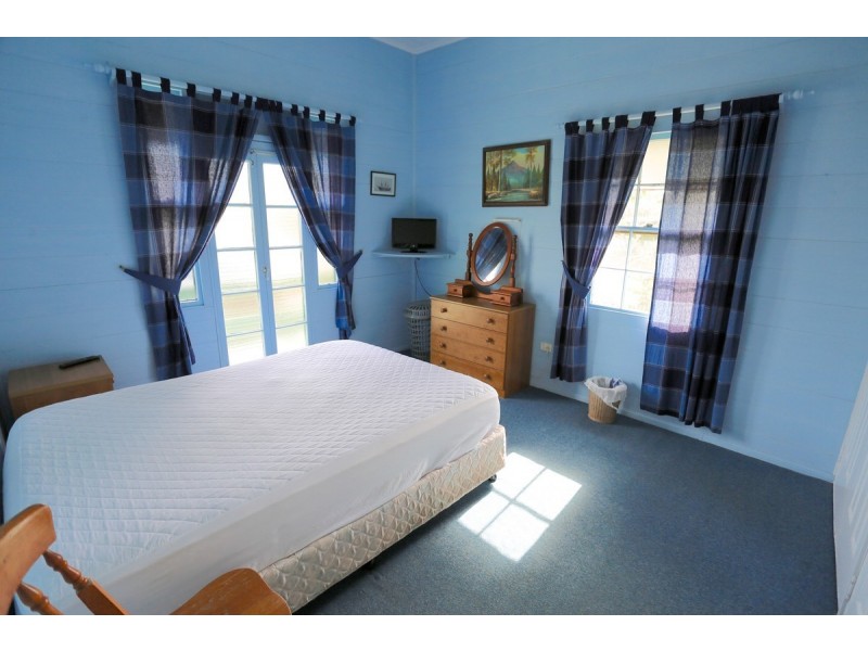 29 Kennedy Street, Emu Park QLD 4710