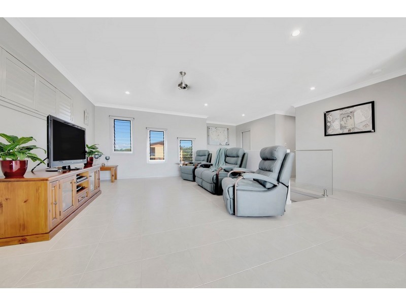 13 Arthur Street, Zilzie QLD 4710