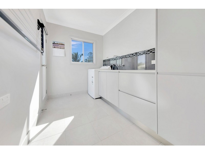 13 Arthur Street, Zilzie QLD 4710