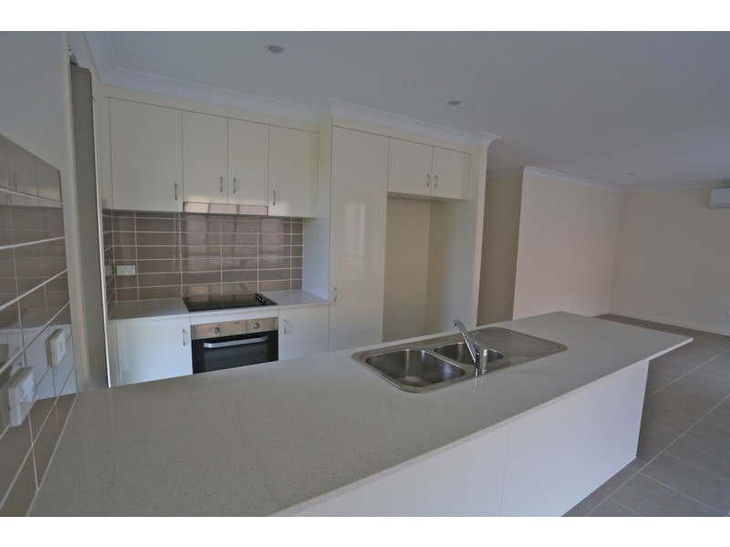 69 Cocoanut Point Drive, Zilzie QLD 4710