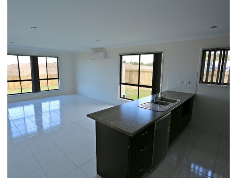 39 Eagle Heights, Zilzie QLD 4710