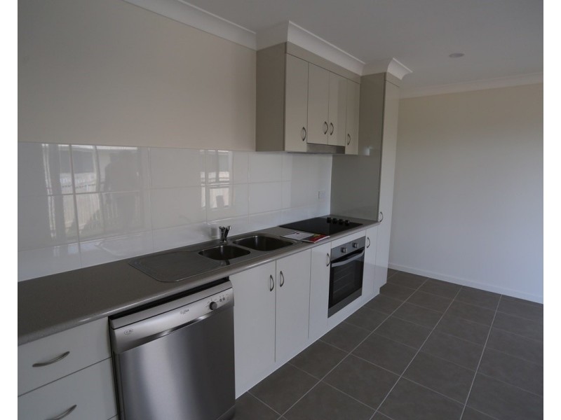 42B Falcon Crest, Zilzie QLD 4710