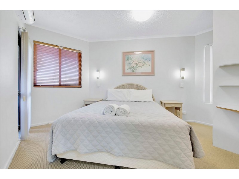 32/34-48 Vin E Jones Memorial Drive, Rosslyn QLD 4703