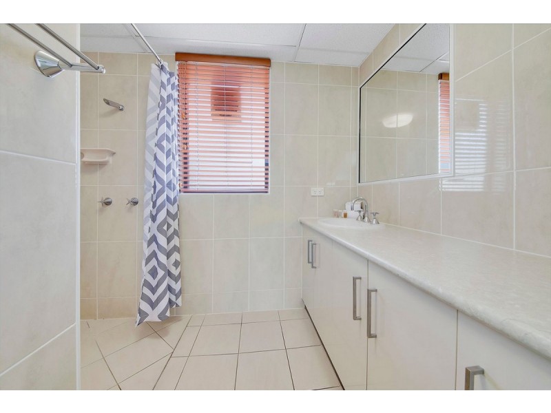 32/34-48 Vin E Jones Memorial Drive, Rosslyn QLD 4703