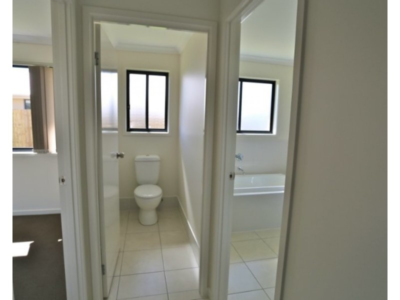 26 Beachside Circuit, Mulambin QLD 4703