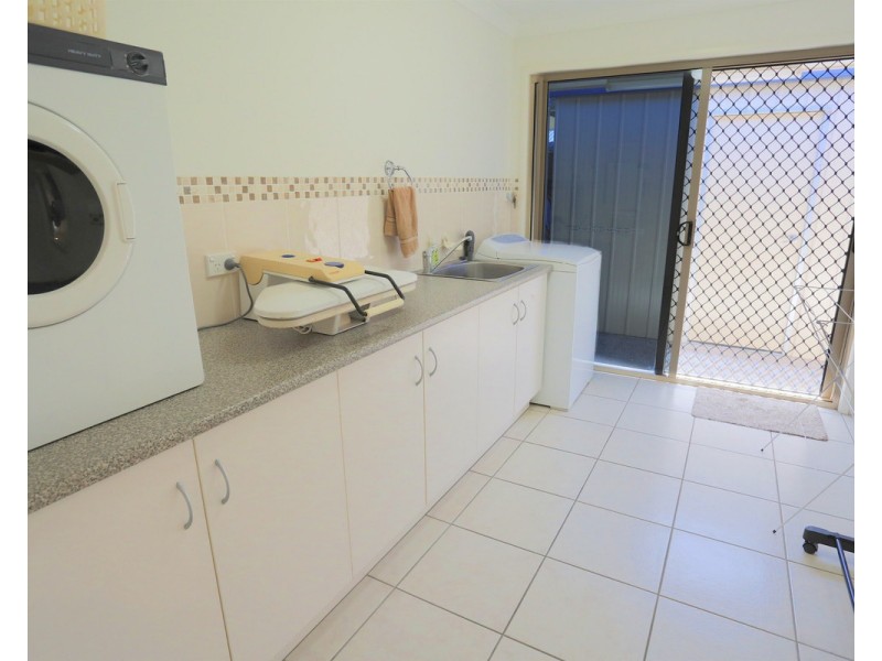 1 Nerita Avenue, Zilzie QLD 4710