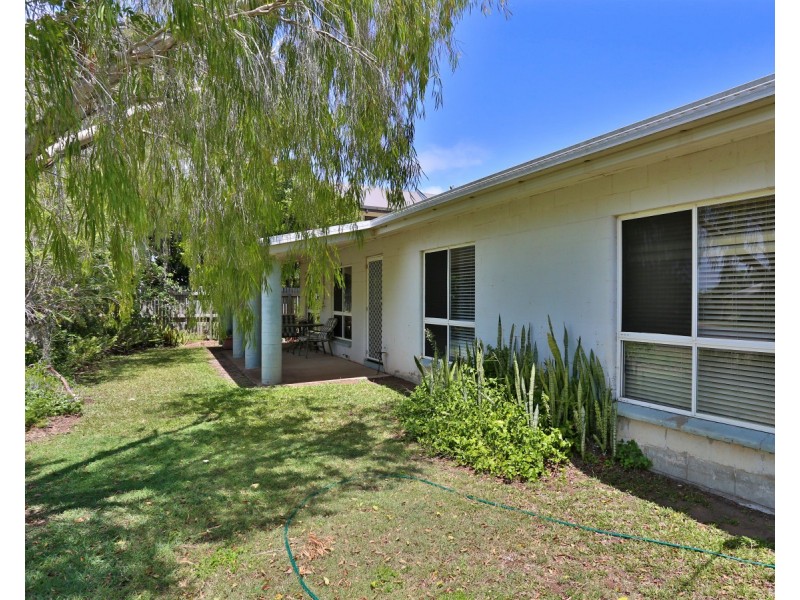 10 Giorgi Close, Keppel Sands QLD 4702