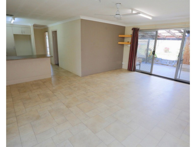 14 John Street, Emu Park QLD 4710