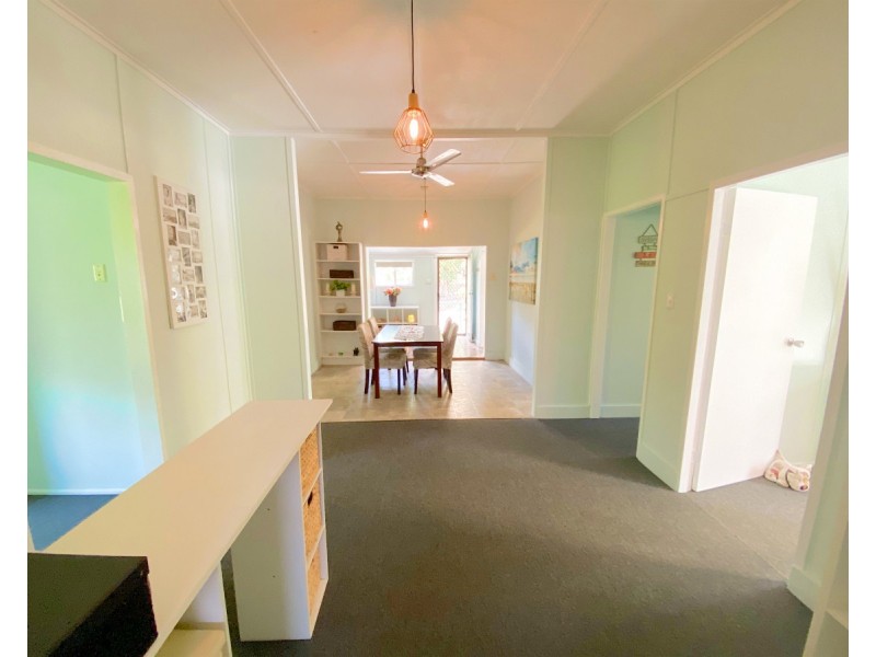 7 Cemetery Road, Cawarral QLD 4702