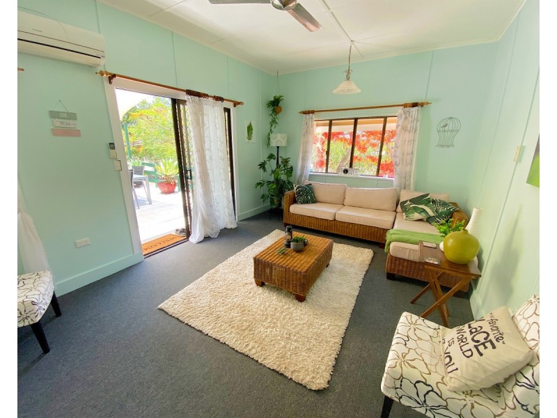 7 Cemetery Road, Cawarral QLD 4702
