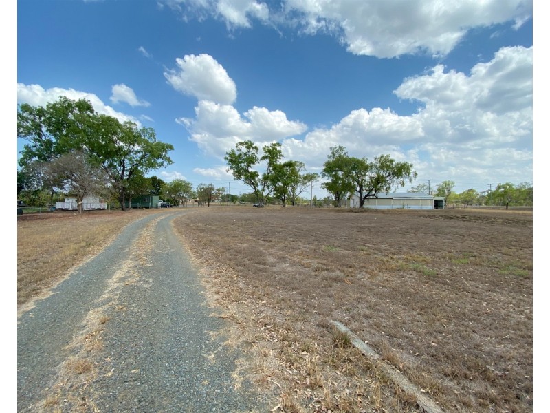 71 Farm Street, Kawana QLD 4701