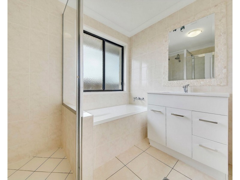 57 Valley Park Road, Zilzie QLD 4710