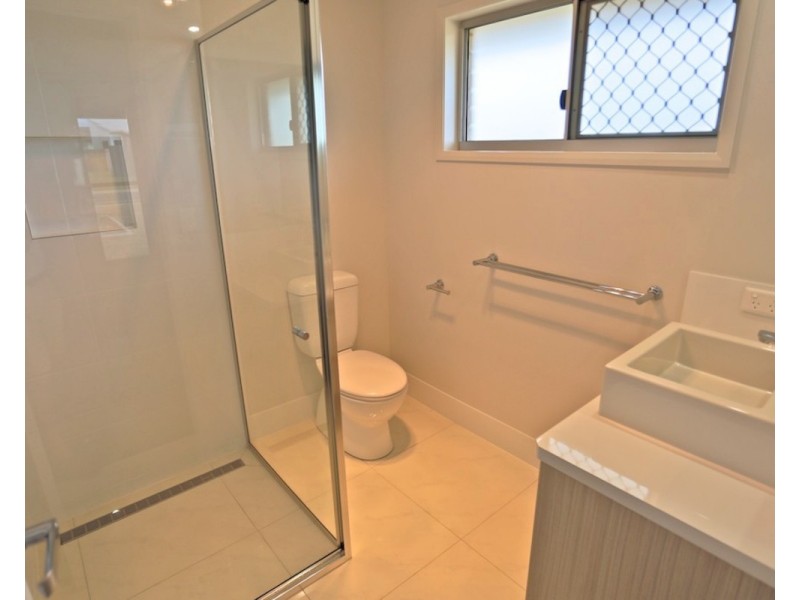 11 Hoop Avenue, Yeppoon QLD 4703