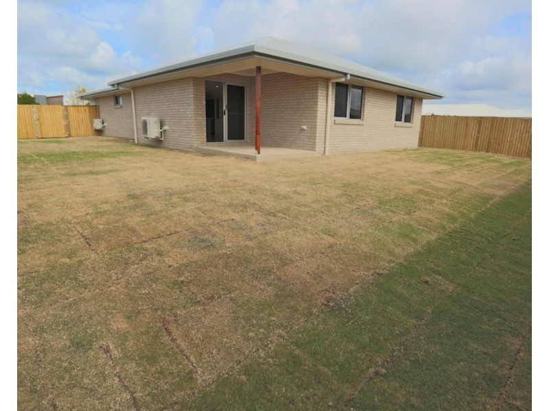 11 Hoop Avenue, Yeppoon QLD 4703