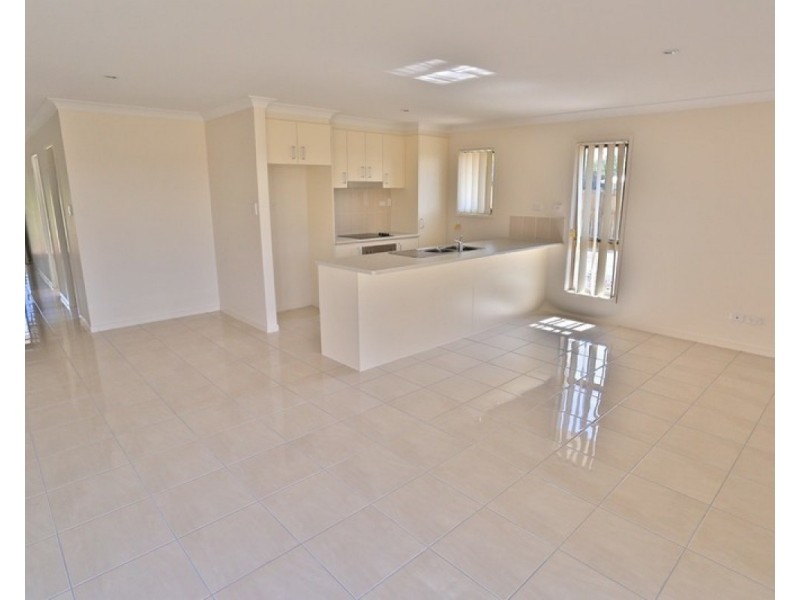 17 Beachside Circuit, Mulambin QLD 4703
