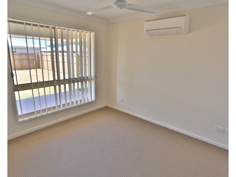 17 Beachside Circuit, Mulambin QLD 4703