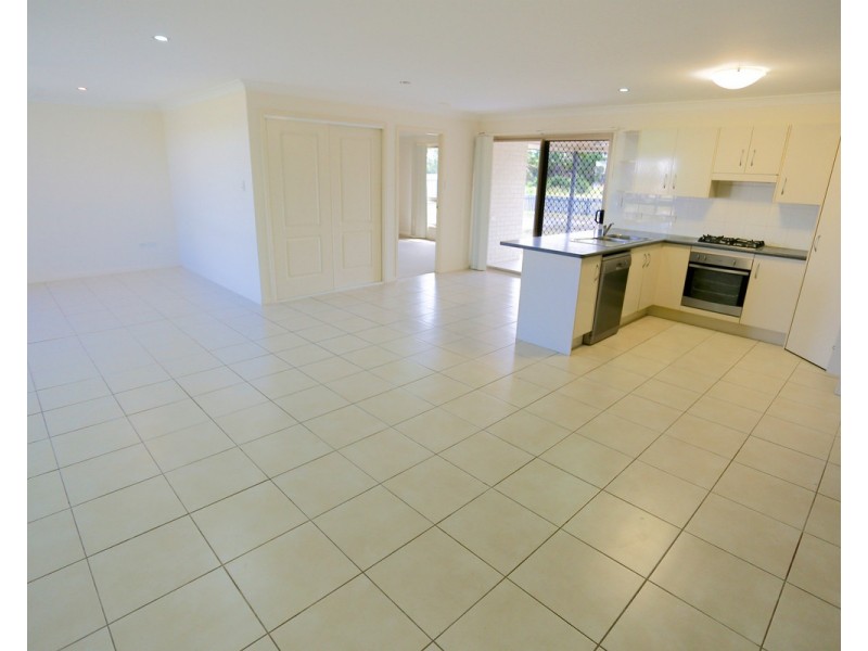 50 Amalfi Drive, Zilzie QLD 4710