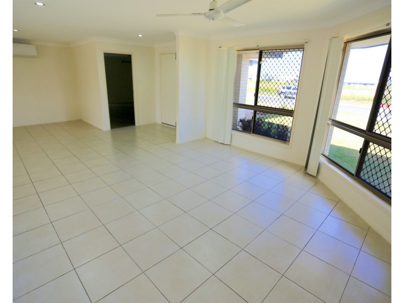 50 Amalfi Drive, Zilzie QLD 4710