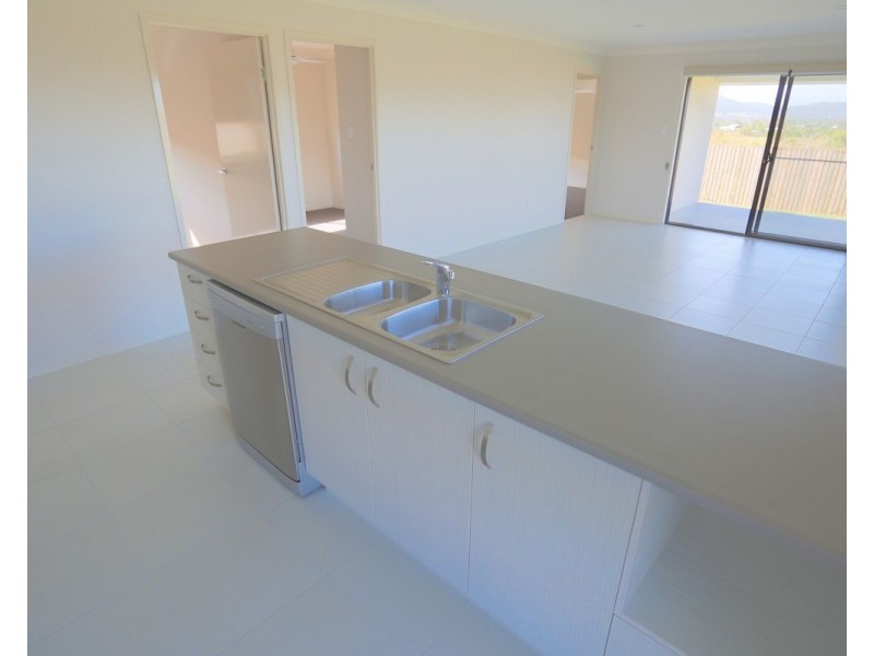 39 Norfolk Drive, Yeppoon QLD 4703