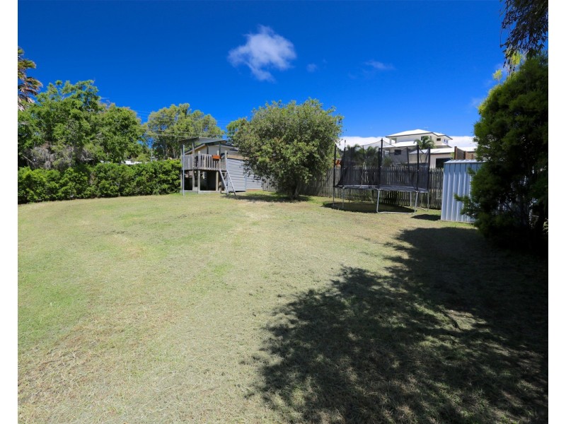 28 Wood Street, Emu Park QLD 4710