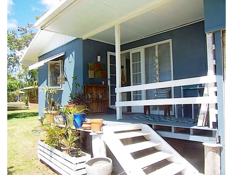 6 Camellia Street, Kinka Beach QLD 4703