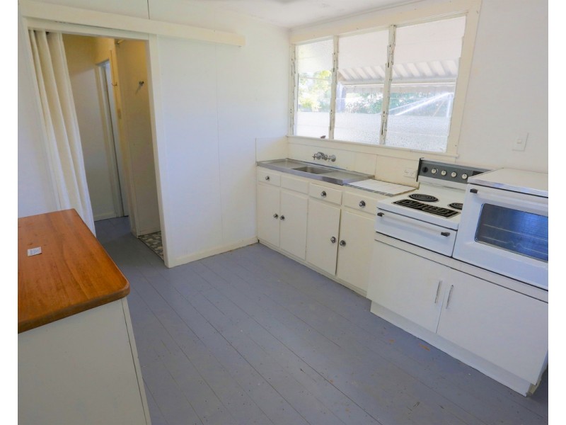 6 Camellia Street, Kinka Beach QLD 4703
